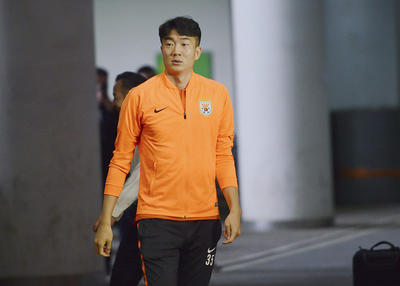 Lowe：独行侠去年交易东契奇时 主要担忧他的伤病隐患